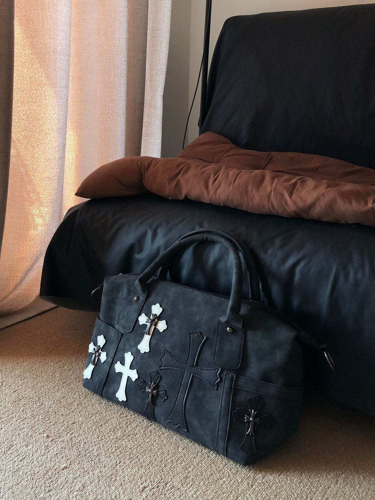 404CLVB Black Cross Bag